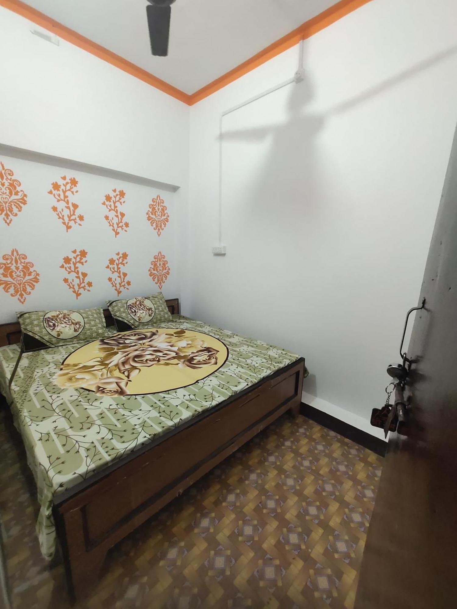 Awadh Guest House Ayodhya Екстериор снимка